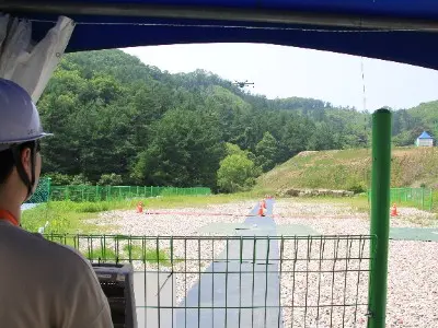 비행 실습 교육중
